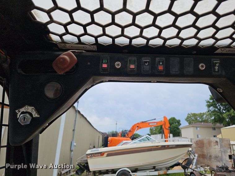 image for item DO2890 1996 Mustang 2060  skid steer loader