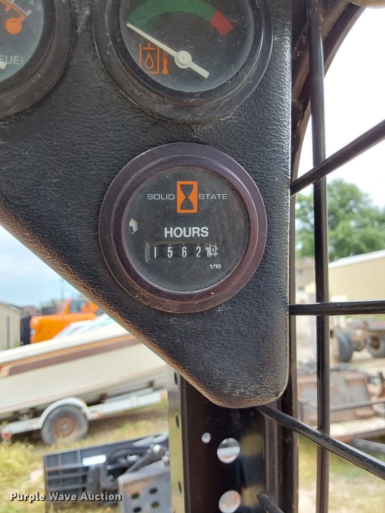 image for item DO2890 1996 Mustang 2060  skid steer loader