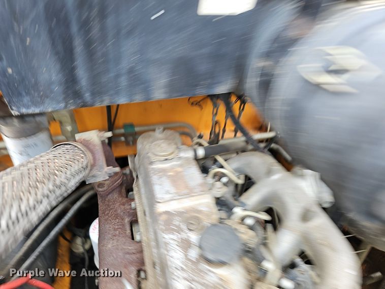 image for item DO2890 1996 Mustang 2060  skid steer loader