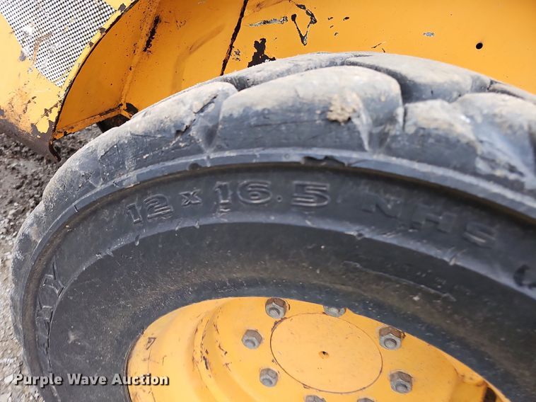 image for item DO2890 1996 Mustang 2060  skid steer loader