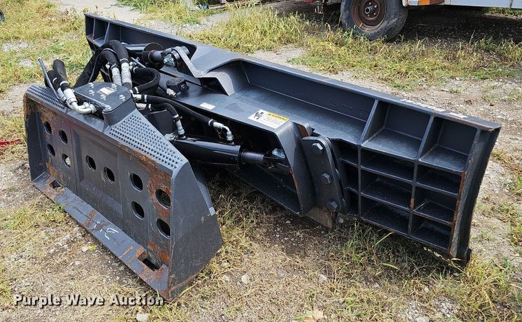 image for item DO2891 2019 Bobcat Dozer 96  skid steer dozer blade