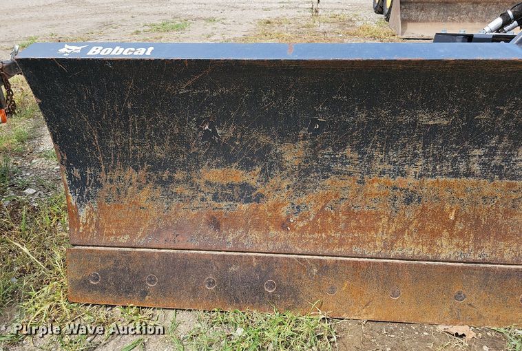 image for item DO2891 2019 Bobcat Dozer 96  skid steer dozer blade