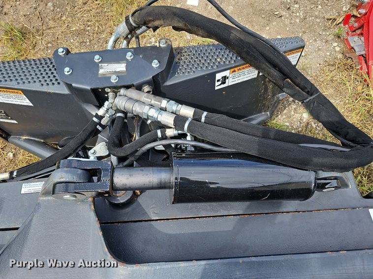 image for item DO2891 2019 Bobcat Dozer 96  skid steer dozer blade