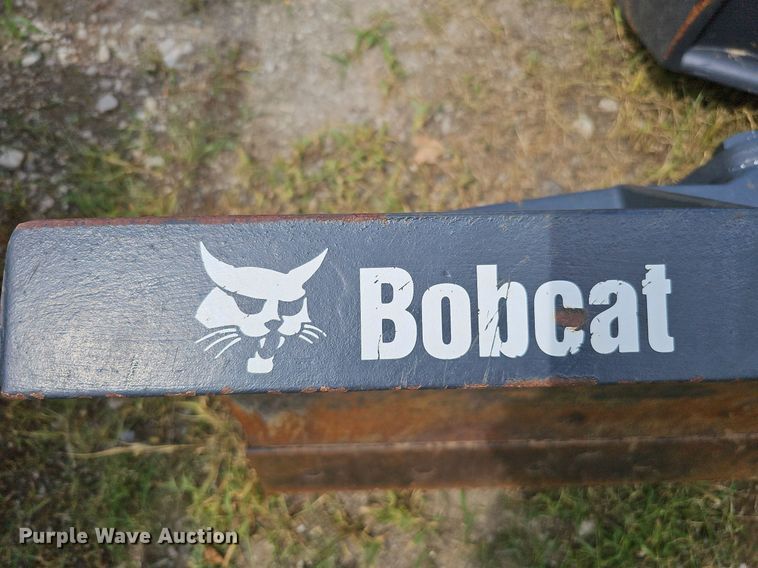 image for item DO2891 2019 Bobcat Dozer 96  skid steer dozer blade