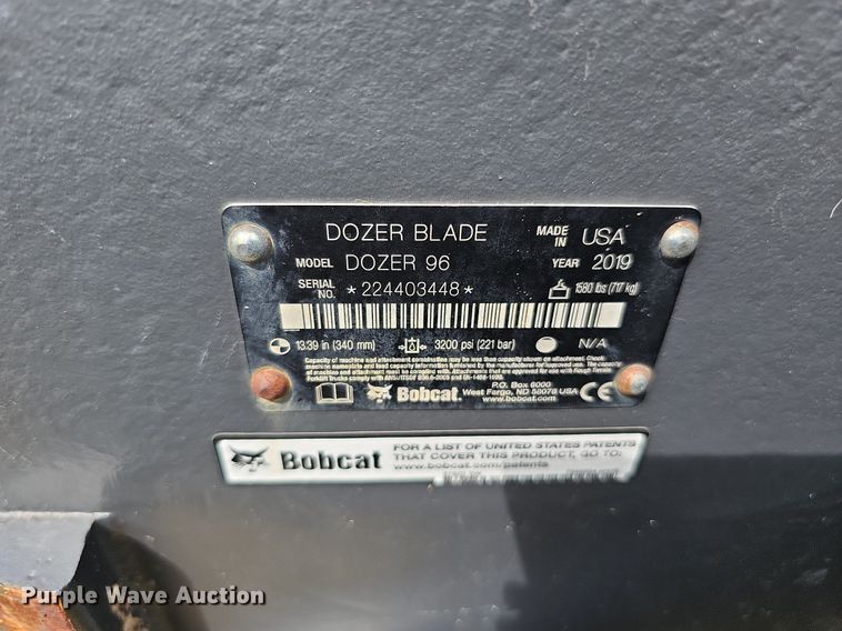 image for item DO2891 2019 Bobcat Dozer 96  skid steer dozer blade