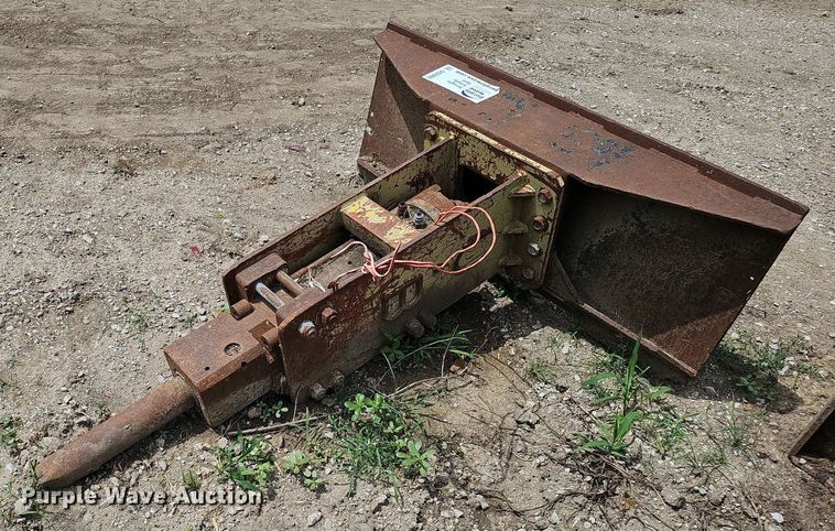 image for item DO2892 (2) skid steer breakers