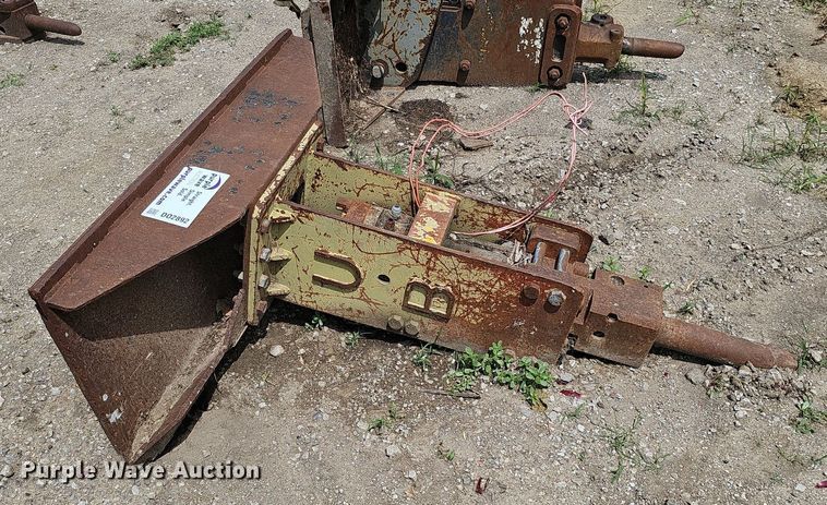 image for item DO2892 (2) skid steer breakers