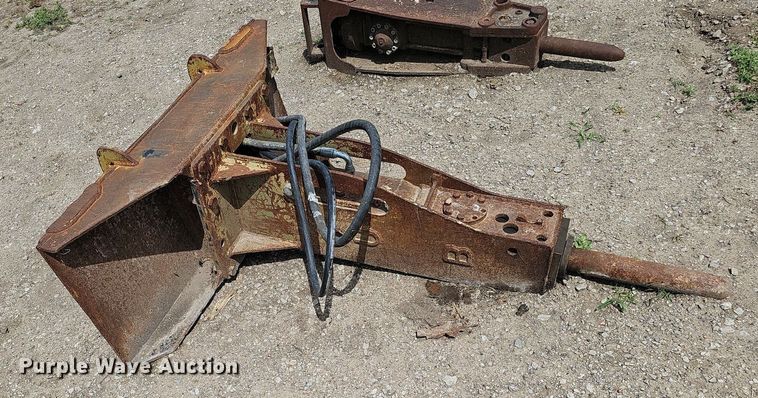 image for item DO2892 (2) skid steer breakers