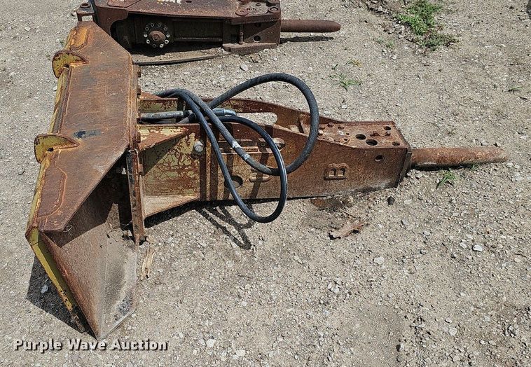 image for item DO2892 (2) skid steer breakers