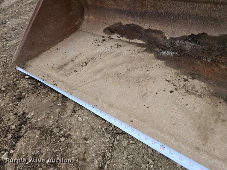 image for item DO2896 1999 New Holland LS190  skid steer loader