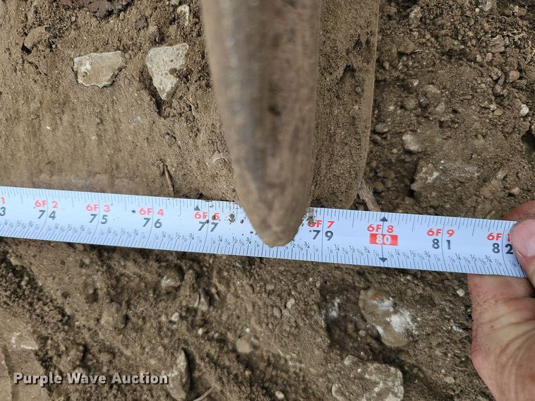 image for item DO2896 1999 New Holland LS190  skid steer loader