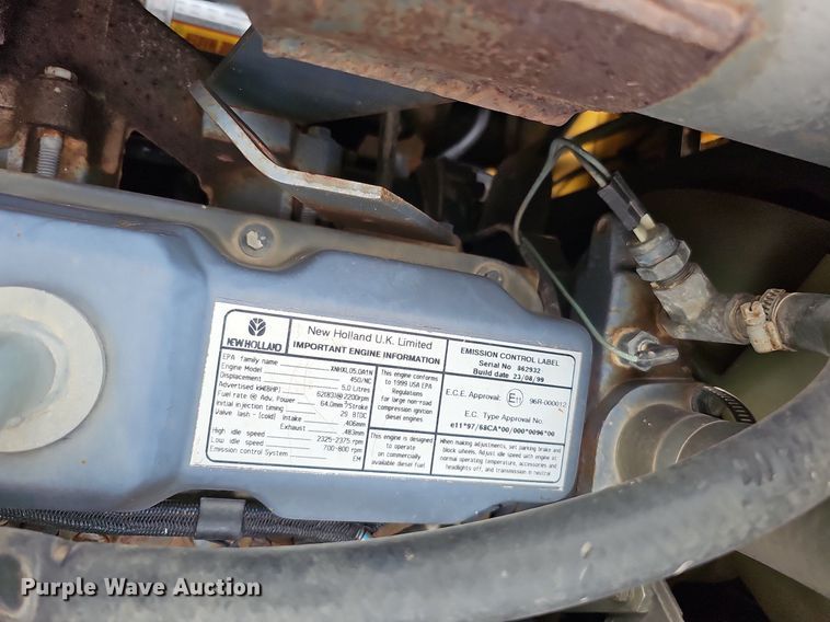 image for item DO2896 1999 New Holland LS190  skid steer loader