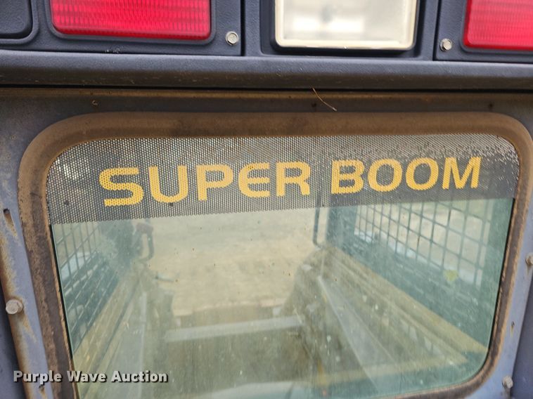 image for item DO2896 1999 New Holland LS190  skid steer loader