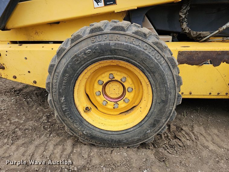 image for item DO2896 1999 New Holland LS190  skid steer loader