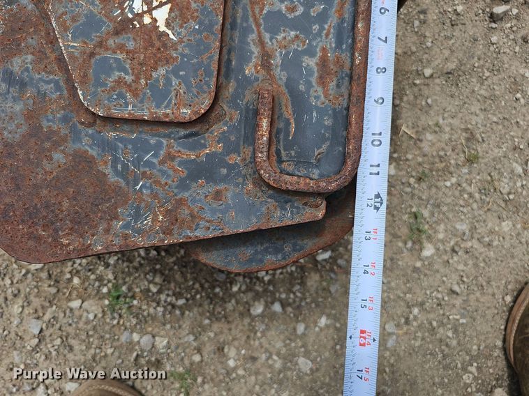 image for item DO2900 (2) skid steer breakers