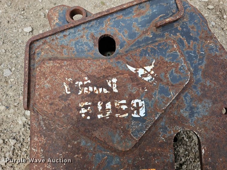 image for item DO2900 (2) skid steer breakers