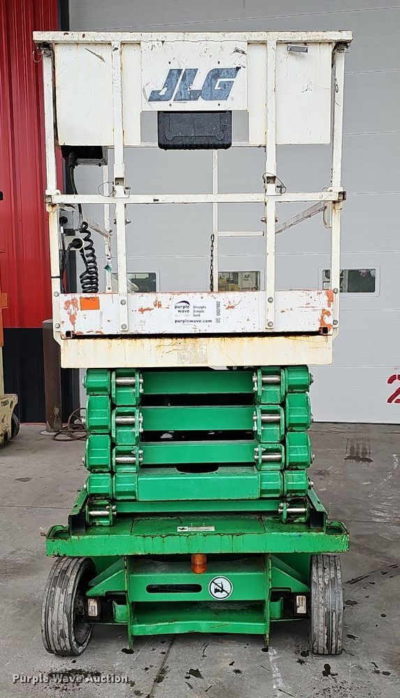 image for item DO2902 2012 JLG 3248RS  scissor lift