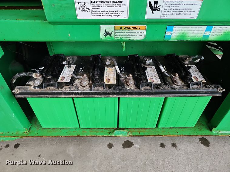 image for item DO2902 2012 JLG 3248RS  scissor lift