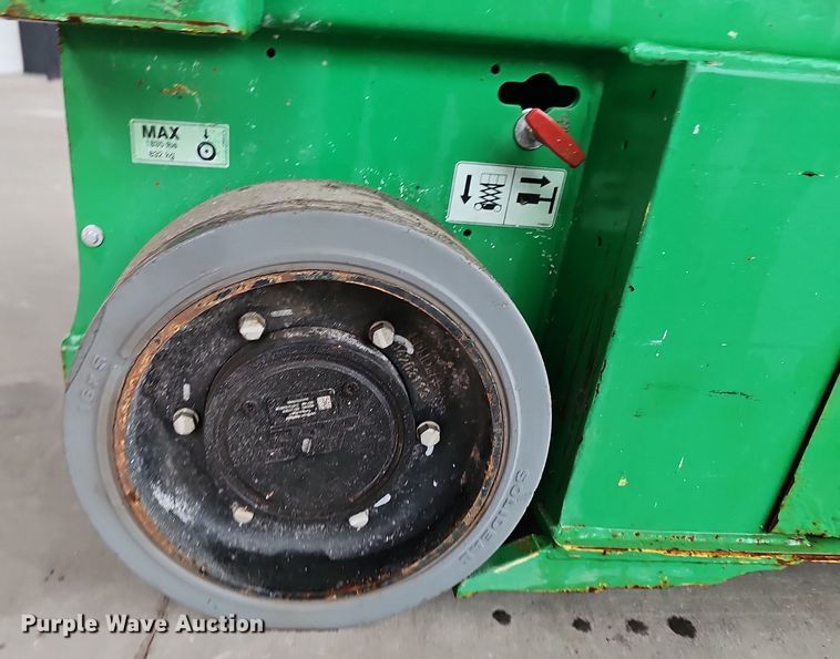 image for item DO2902 2012 JLG 3248RS  scissor lift