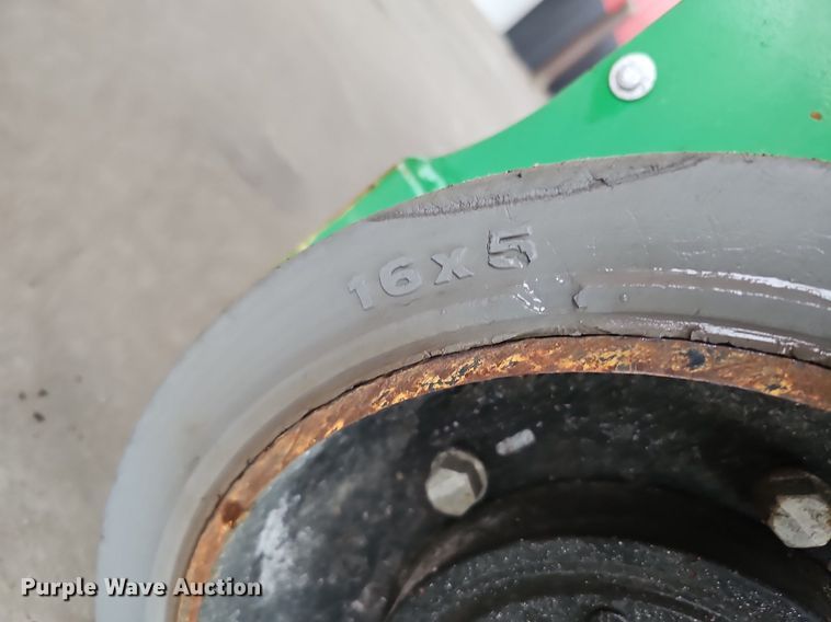 image for item DO2902 2012 JLG 3248RS  scissor lift