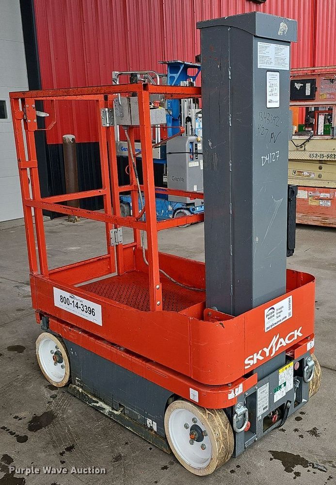 image for item DO2904 2017 Skyjack SJ12  vertical lift