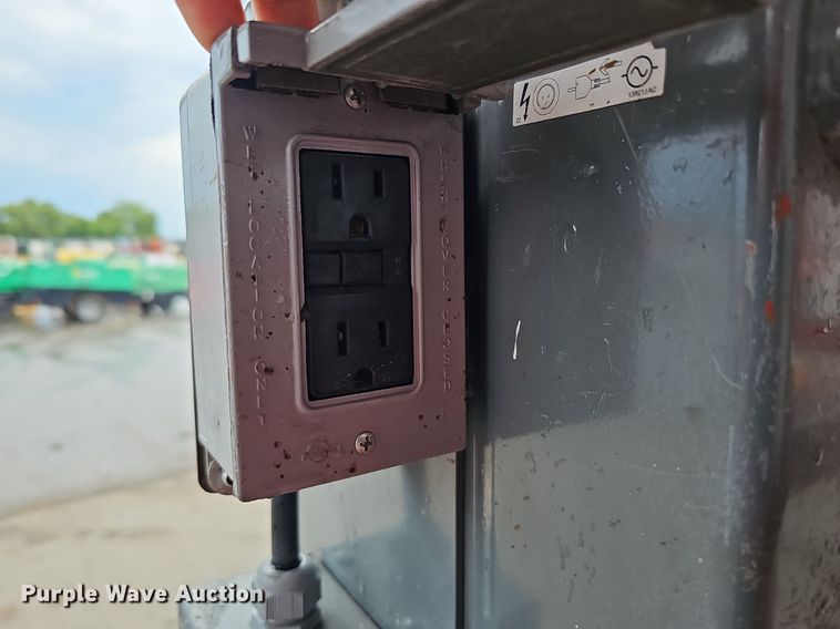 image for item DO2904 2017 Skyjack SJ12  vertical lift