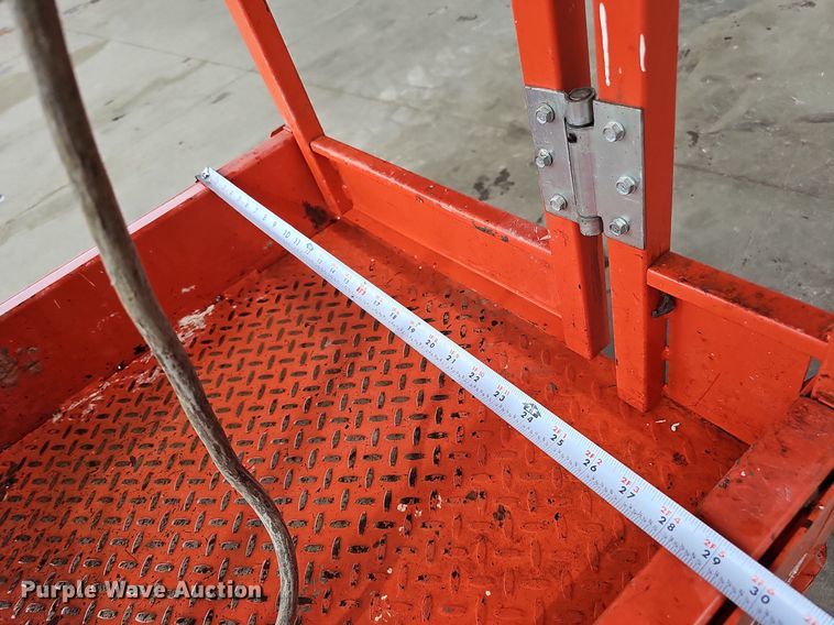 image for item DO2904 2017 Skyjack SJ12  vertical lift