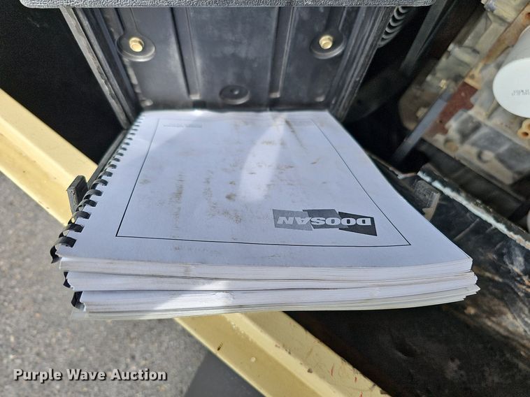 image for item DO2905 2014 Doosan P185WDZ-T4F  air compressor