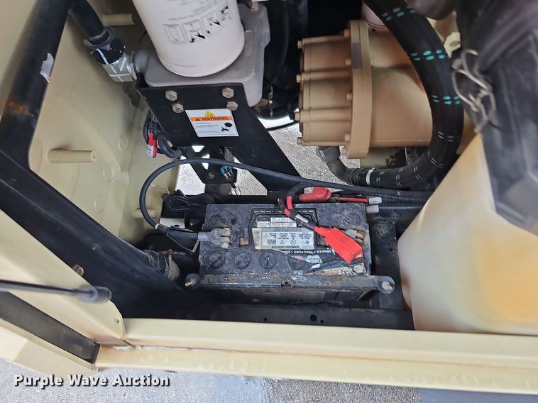 image for item DO2905 2014 Doosan P185WDZ-T4F  air compressor