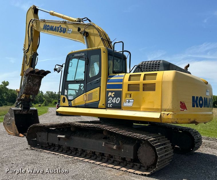 image for item DO5055 2013 Komatsu PC240LC-10  excavator