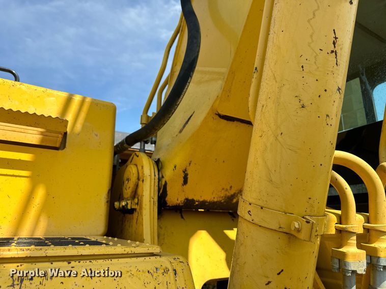 image for item DO5055 2013 Komatsu PC240LC-10  excavator