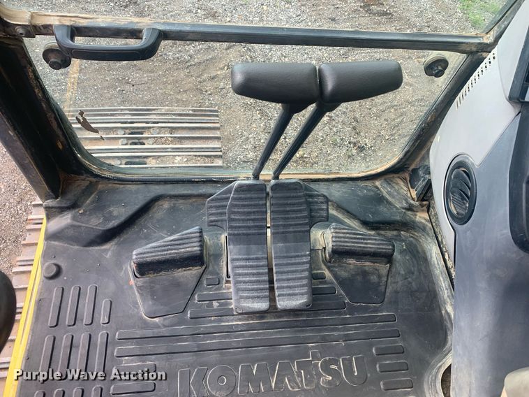 image for item DO5055 2013 Komatsu PC240LC-10  excavator