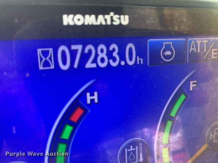 image for item DO5055 2013 Komatsu PC240LC-10  excavator