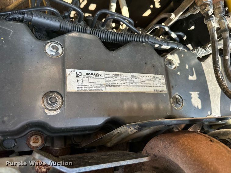 image for item DO5055 2013 Komatsu PC240LC-10  excavator