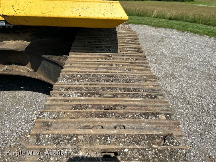 image for item DO5055 2013 Komatsu PC240LC-10  excavator