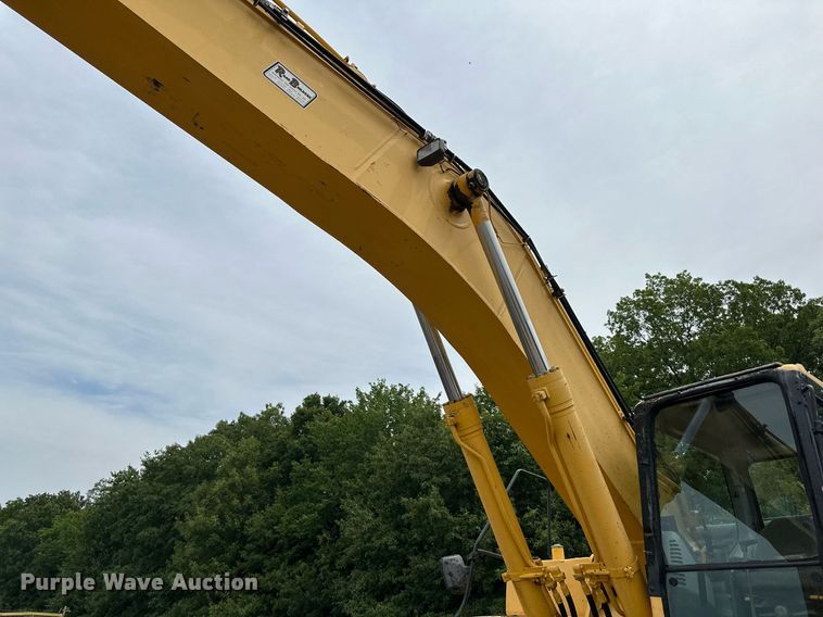 image for item DO5125 2005 Komatsu PC400LC-7L  excavator