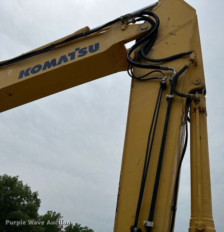 image for item DO5125 2005 Komatsu PC400LC-7L  excavator