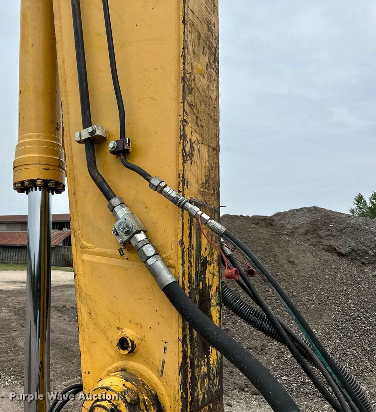 image for item DO5125 2005 Komatsu PC400LC-7L  excavator