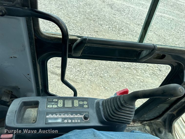 image for item DO5125 2005 Komatsu PC400LC-7L  excavator