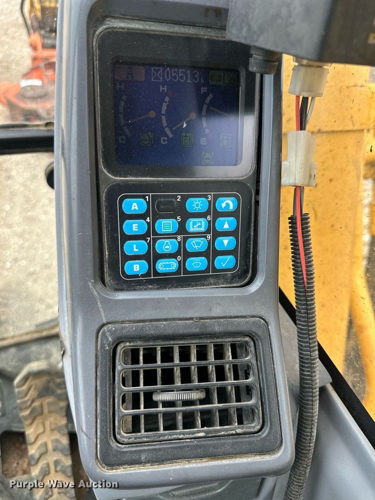 image for item DO5125 2005 Komatsu PC400LC-7L  excavator