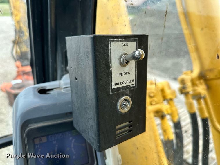 image for item DO5125 2005 Komatsu PC400LC-7L  excavator