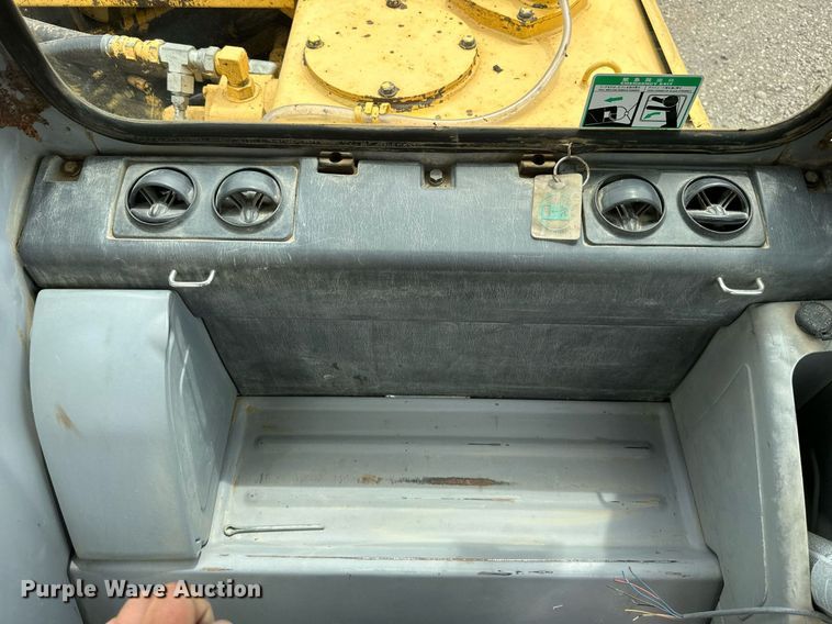 image for item DO5125 2005 Komatsu PC400LC-7L  excavator