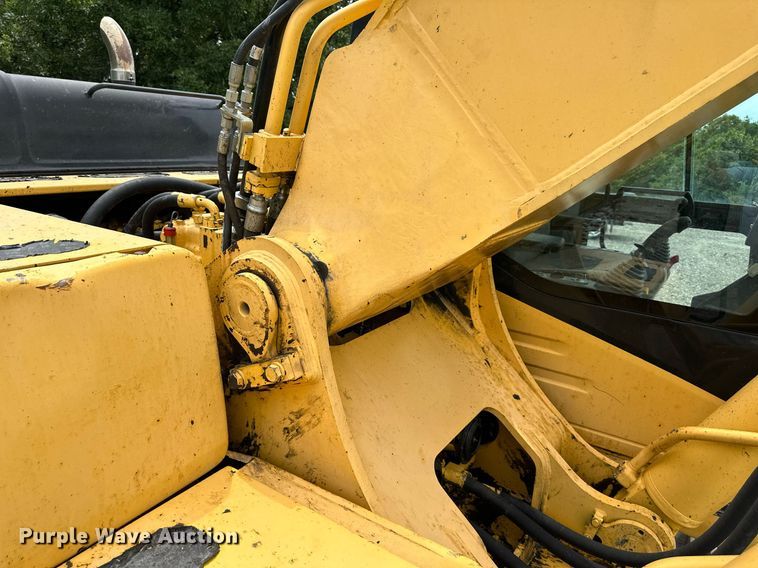 image for item DO5125 2005 Komatsu PC400LC-7L  excavator