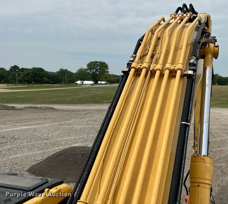 image for item DO5125 2005 Komatsu PC400LC-7L  excavator