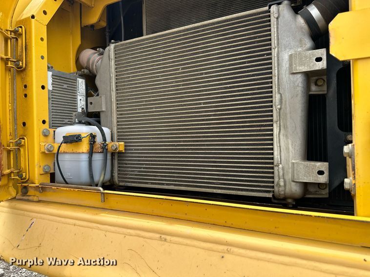 image for item DO5125 2005 Komatsu PC400LC-7L  excavator