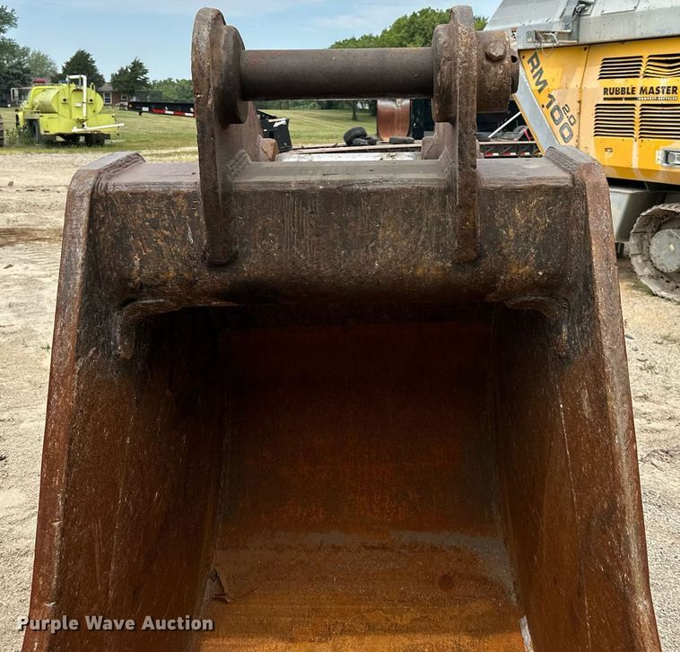 image for item DO5125 2005 Komatsu PC400LC-7L  excavator