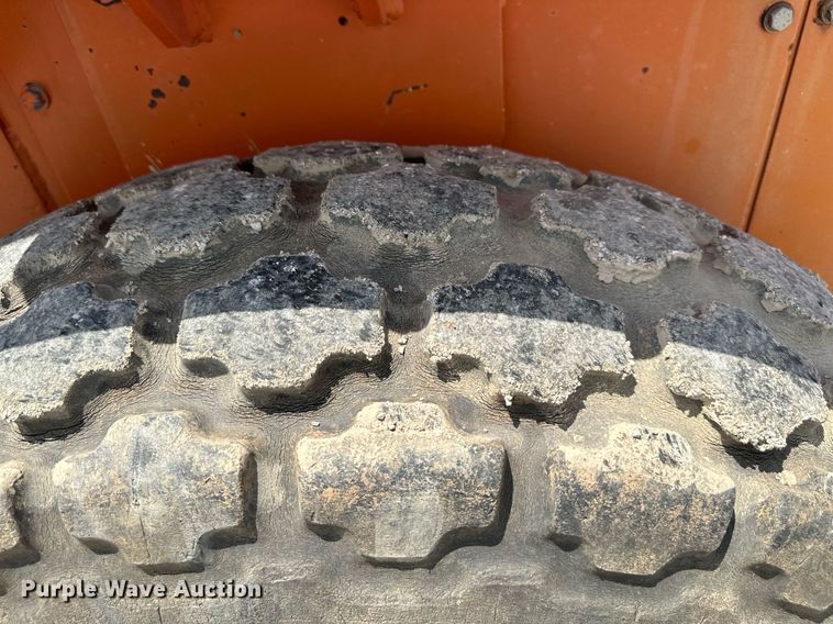 image for item DO5127 Hamm 2310SD  single drum roller