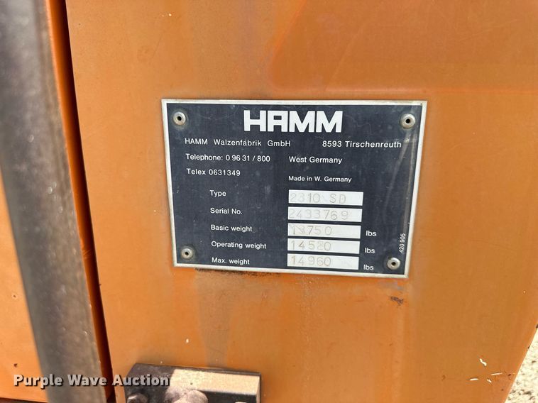 image for item DO5127 Hamm 2310SD  single drum roller