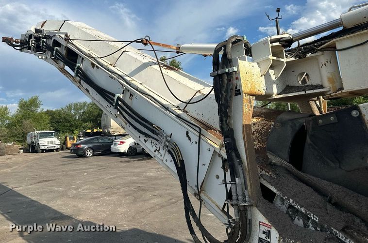 image for item DO5129 2005 Roadtec RX500  milling machine