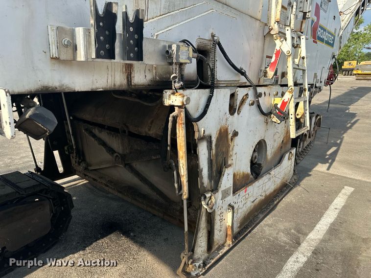 image for item DO5129 2005 Roadtec RX500  milling machine